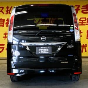 SERENA　セレナ　ハイウェイスター エアロモード【４WD】【特別仕様車】