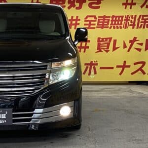 ELGRAND　エルグランド　ライダー 白本革シートマニュアルシート  【特別仕様車】