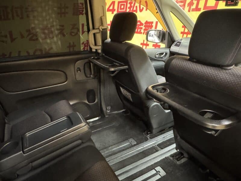 SERENA セレナ ハイウェイスター Vセレクション【特別仕様車】【1年保証】