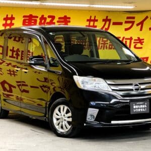 SERENA　セレナ　ハイウェイスター　【総合評価優良車】【４WD】