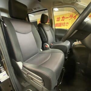 SERENA　セレナ　ハイウェイスター エアロモード【４WD】【特別仕様車】