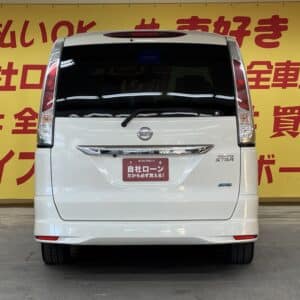 SERENA　セレナ　ハイウェイスター Vセレクション【特別仕様車】【1年保証】