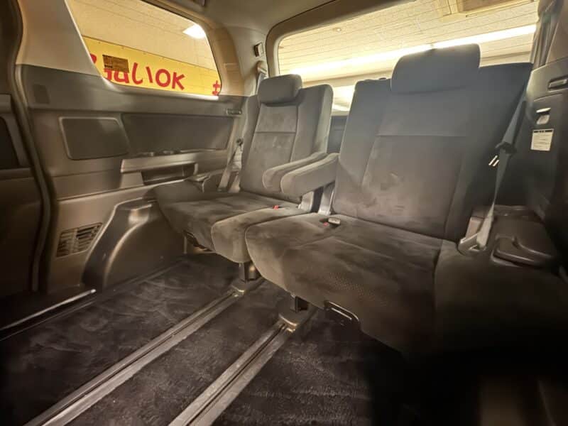 VELLFIRE ヴェルファイア2.4Z プラチナセレクションⅡ【特別仕様車】【車検2年付】【サンルーフ】