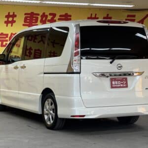 SERENA　セレナ　ハイウェイスター Vセレクション【特別仕様車】【1年保証】