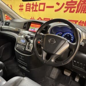 ELGRAND エルグランド ライダー 黒本革シート マニュアルシート 【特別仕様車】【車検2年付】