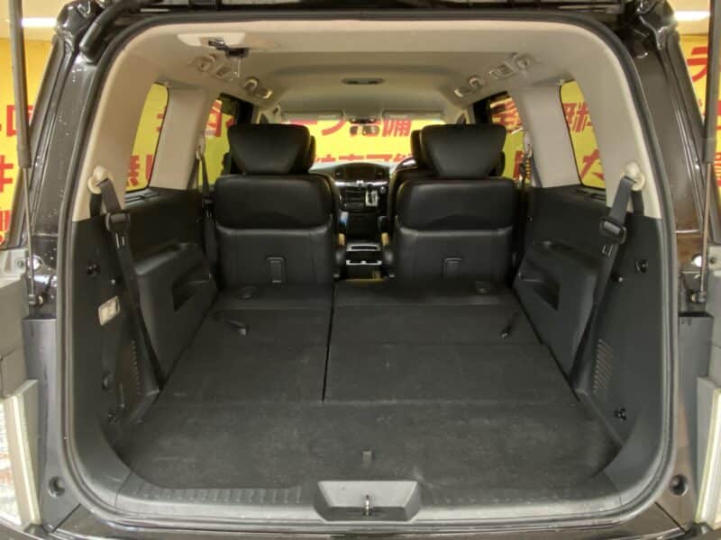 ELGRAND エルグランド 250ハイウェイスター アーバンクロム【特別仕様車】【4WD】【車検2年付】