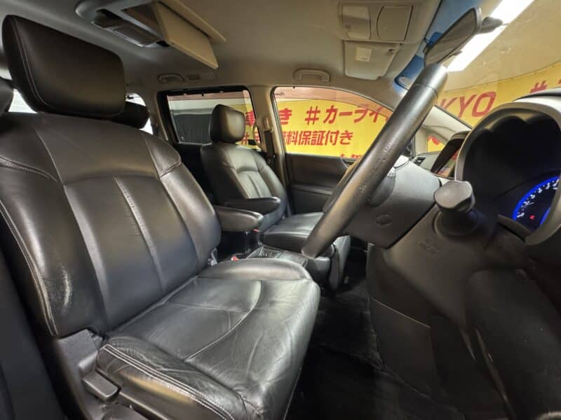 ELGRAND エルグランド ライダー 黒本革シート マニュアルシート 【特別仕様車】【車検2年付】