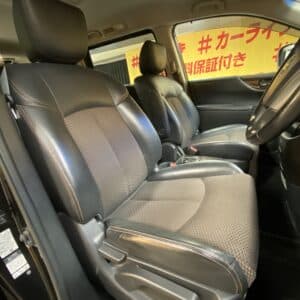 ELGRAND エルグランド 250ハイウェイスター アーバンクロム【特別仕様車】【4WD】【車検2年付】