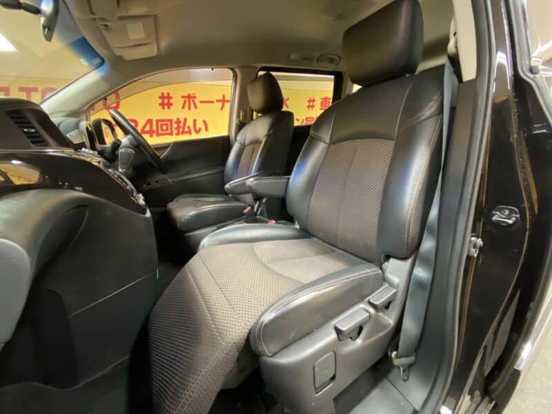 ELGRAND エルグランド 250ハイウェイスター アーバンクロム【特別仕様車】【4WD】【車検2年付】