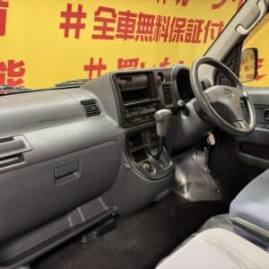 HIJET　ハイゼットカーゴ　デラックス　【４WD】【車検２年付】