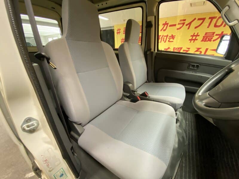 HIJET ハイゼットカーゴ デラックス 【総合評価優良車】【車検2年付】