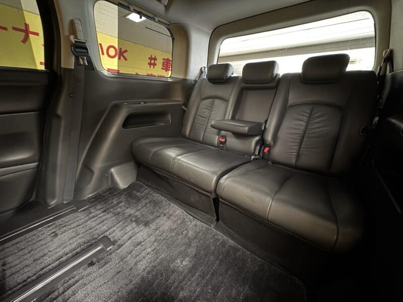 ELGRAND エルグランド ライダー 黒本革シート マニュアルシート 【特別仕様車】【車検2年付】