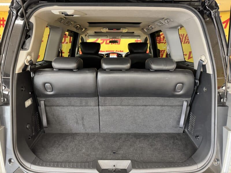 ELGRAND エルグランド 250ハイウェイスター アーバンクロム【特別仕様車】【サンルーフ】