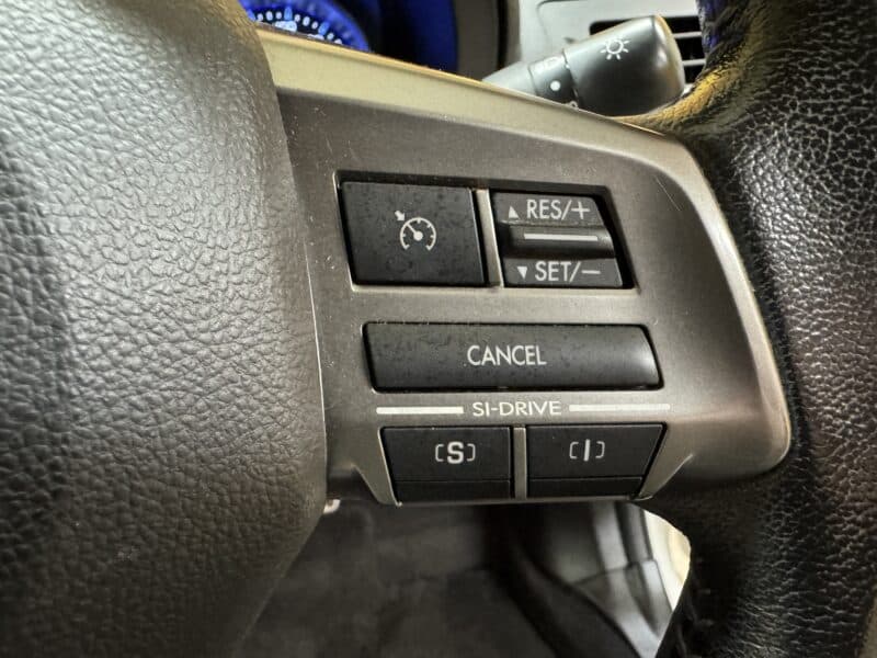 IMPREZA インプレッサ XV HV 2.0i-L 【総合評価優良車】【4WD】【車検2年付】