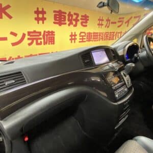 ELGRAND エルグランド 250ハイウェイスター アーバンクロム【特別仕様車】【4WD】【車検2年付】