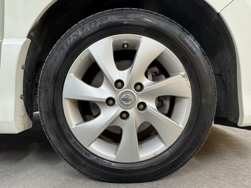 SERENA セレナ ハイウェイスター Vセレクション【特別仕様車】【1年保証】