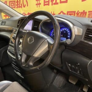 ELGRAND エルグランド 250ハイウェイスター アーバンクロム【特別仕様車】【4WD】【車検2年付】