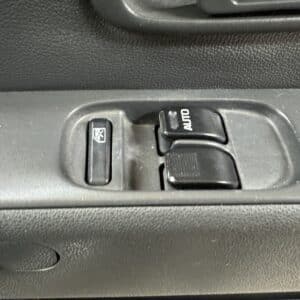 HIJET　ハイゼットカーゴ　デラックス　【４WD】【車検２年付】