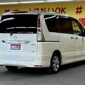 SERENA　セレナ　ハイウェイスター Vセレクション【特別仕様車】【1年保証】