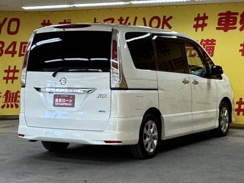 SERENA セレナ ハイウェイスター Vセレクション【特別仕様車】【1年保証】