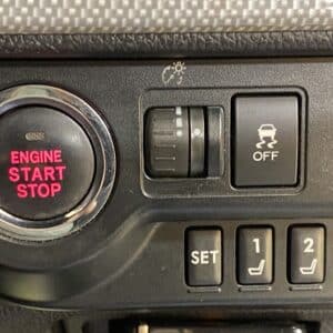 LEVORG　レヴォーグ　２．０ GT-S アイサイト【４WD】【車検２年付】