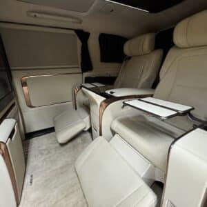 LEXUS LM500h エグゼクティブ【総合評価優良車】【4WD】【新車保証】