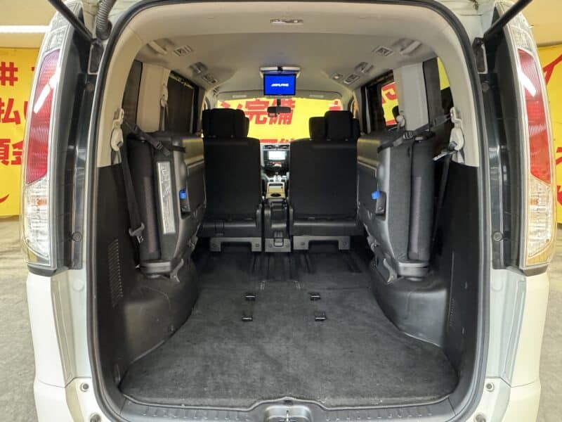 SERENA セレナ ハイウェイスター Vセレクション【特別仕様車】【1年保証】