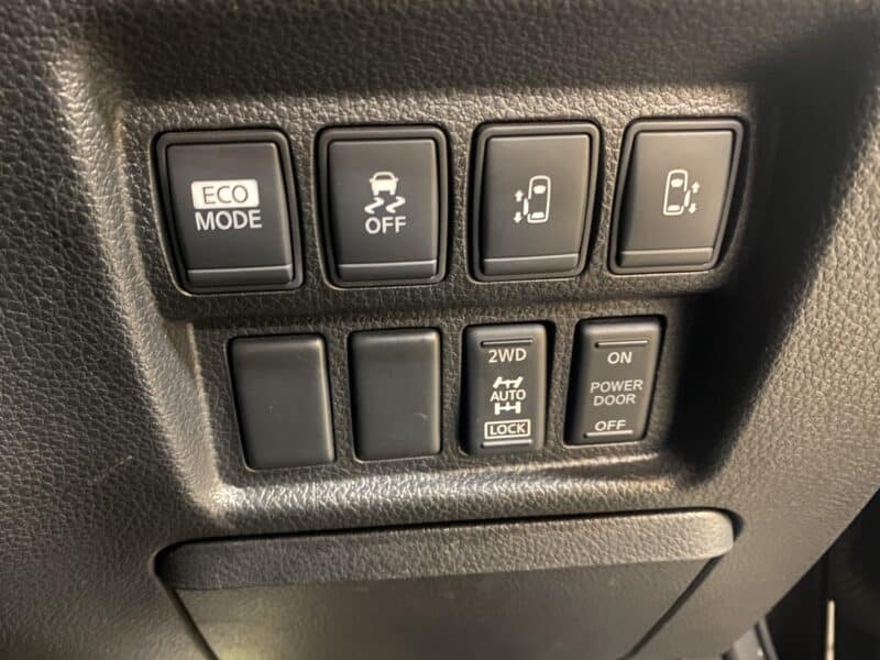 ELGRAND エルグランド 250ハイウェイスター アーバンクロム【特別仕様車】【4WD】【車検2年付】