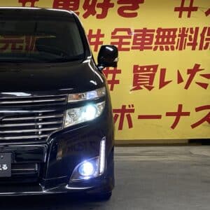 ELGRAND エルグランド 250ハイウェイスター アーバンクロム【特別仕様車】【4WD】【車検2年付】