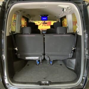 SERENA　セレナ　ハイウェイスター エアロモード【４WD】【特別仕様車】