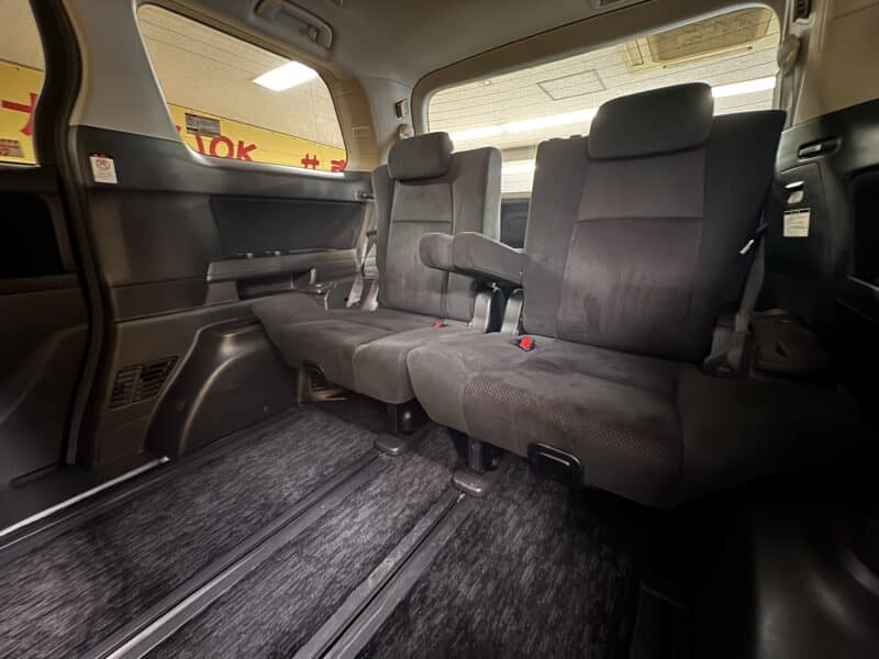 VELLFIRE ヴェルファイア 2.4Zプラチナセレクション 【特別仕様車】【4WD】