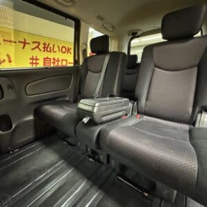 SERENA　セレナ　ハイウェイスター　【総合評価優良車】【４WD】