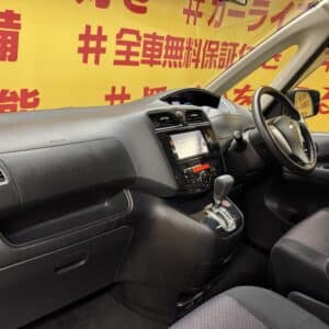 SERENA　セレナ　ハイウェイスター　【総合評価優良車】【４WD】