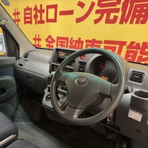 HIJET　ハイゼットカーゴ　クルーズ　【４WD】【車検2年付】