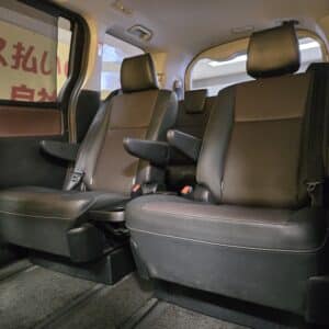 ESQUIRE エスクァイア　HV　Gi　