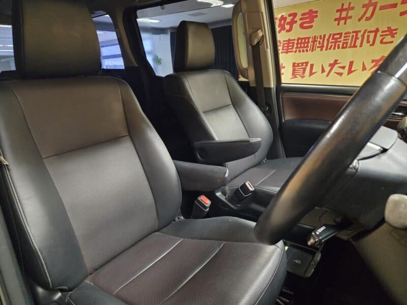 ESQUIRE エスクァイア HV Gi