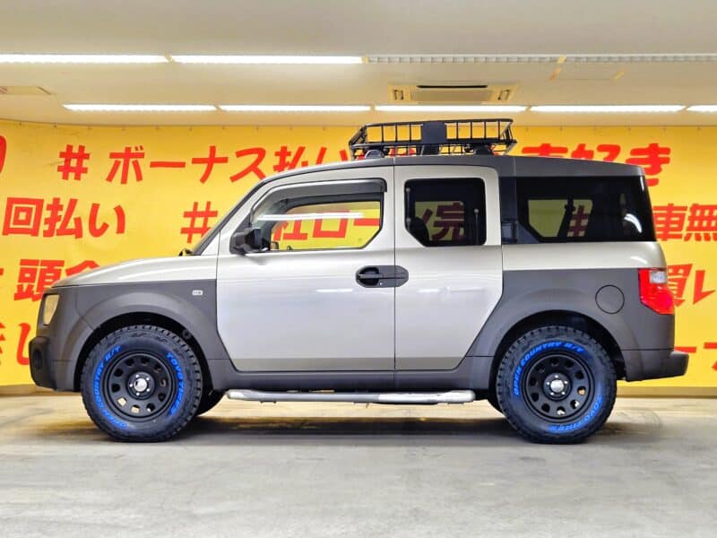 ELEMENT エレメント ベースグレード 【4WD】