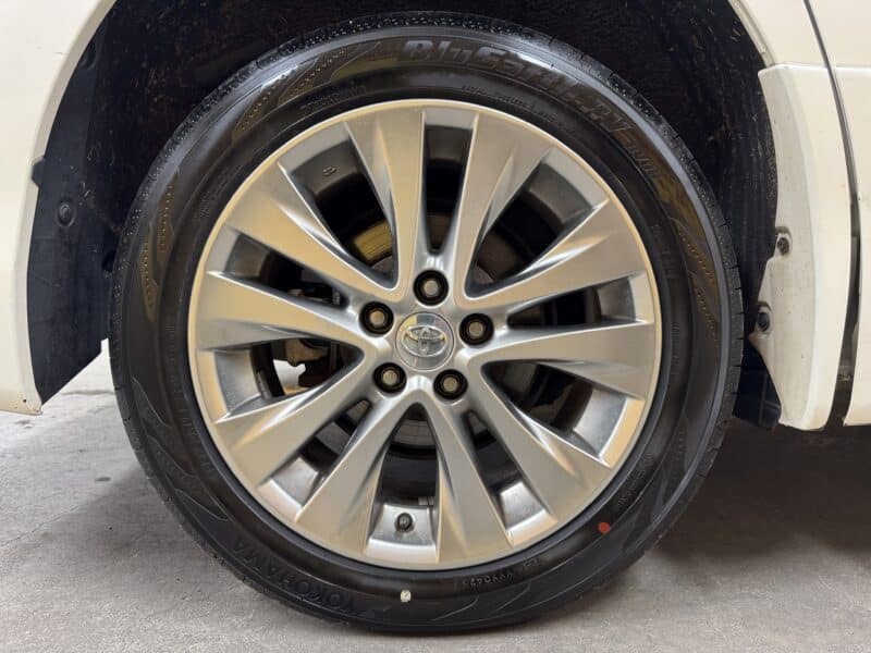 VELLFIRE ヴェルファイア 2.4ZプラチナセレクションⅡ 【特別仕様車】【4WD】