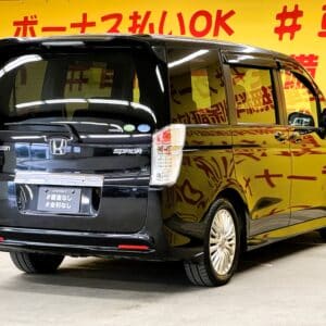 STEPWGN　ステップワゴンスパーダ　Z　【車検２年付】
