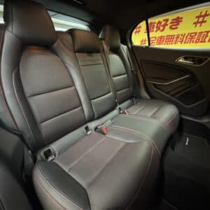 MERCEDES BENZ メルセデス・ベンツ　GLA250 4マチック【4WD】【総合評価優良車】【車検２年付】