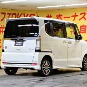 N-BOX　カスタムGターボパッケージ　【4WD】【ターボ車】