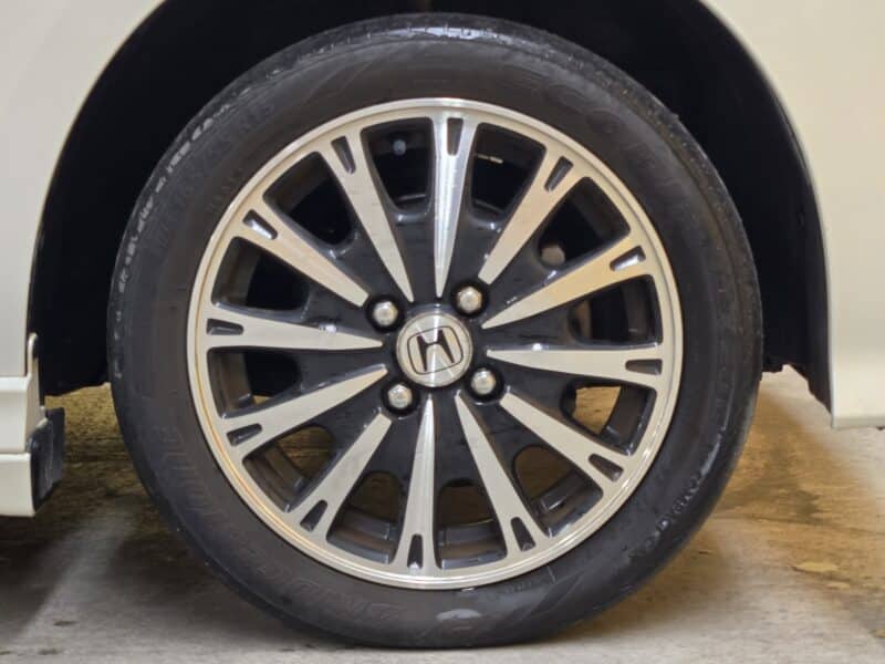 N-BOX カスタムGターボパッケージ 【4WD】【ターボ車】