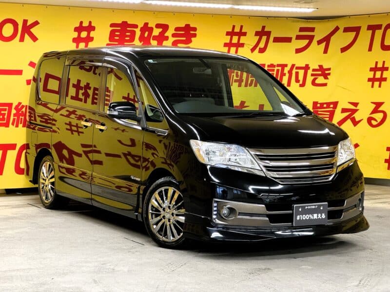 SERENA セレナ ライダー パフォーマンススペック ブラックライン S-HYBRID 【特別仕様車】