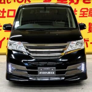 SERENA セレナ ライダー パフォーマンススペック ブラックライン S-HYBRID 【特別仕様車】