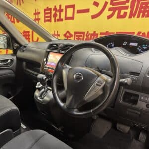 SERENA セレナ ライダー パフォーマンススペック ブラックライン S-HYBRID 【特別仕様車】