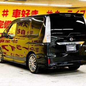 SERENA セレナ ライダー パフォーマンススペック ブラックライン S-HYBRID 【特別仕様車】