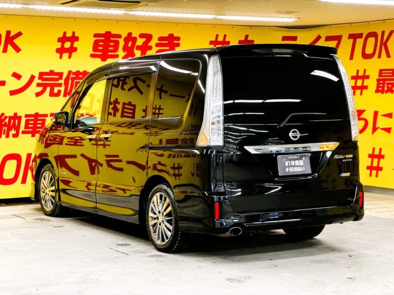 SERENA セレナ ライダー パフォーマンススペック ブラックライン S-HYBRID 【特別仕様車】