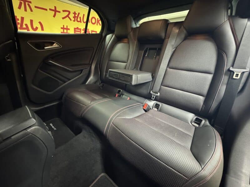 MERCEDES BENZ メルセデス・ベンツ GLA250 4マチック【4WD】【総合評価優良車】【車検2年付】