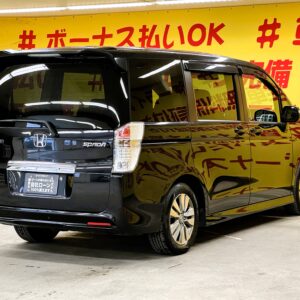 STEPWGN　ステップワゴンスパーダ　Z【車検２年付】