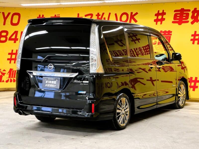 SERENA セレナ ライダー パフォーマンススペック ブラックライン S-HYBRID 【特別仕様車】